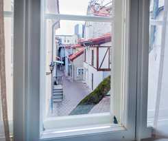 Hotel Three Crowns Residents