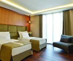 Blueway Hotel City