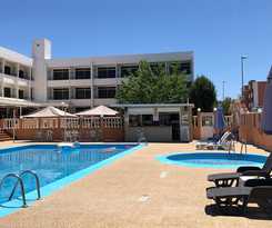  Flats Friends Tropicana