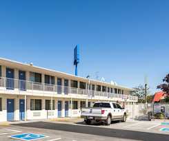 Motel 6 Reno, Nv - Virginia Plumb