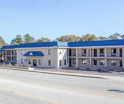 Rodeway Inn and Suites Fort Jackson