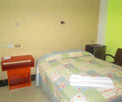 Hotel Ari's Iii