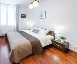  Friendhouse Apartments