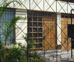 Hotel Froguesthouse