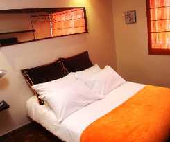 Hotel 6 Suites