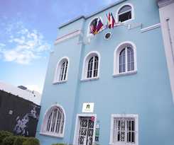 Red Llama Eco Hostel