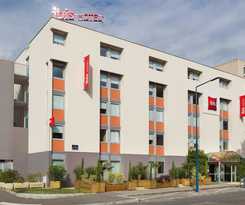 Ibis Lyon Gerland Rue Merieux