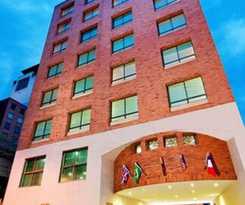 Hotel Internacional La Triada By Dot Urban