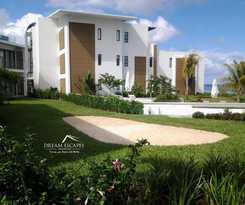 Cap Ouest by Dream Escapes