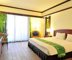 Hotel Yoho Beach Resort