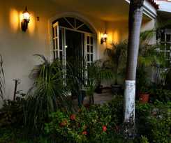 Hotel Tulipanes Cancun