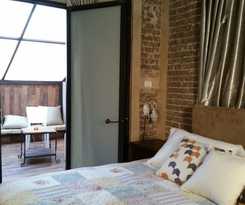 Trieste Neve Tzedek Boutique Suites