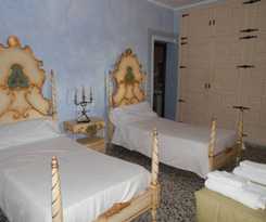 Hostal Crucica
