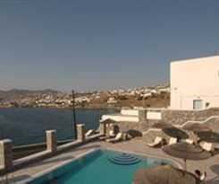  Petinaros Beach Studios