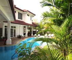 Rumah Putih Near Klia and Xiamen University