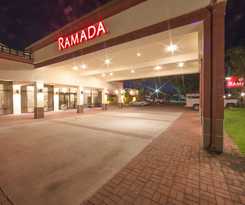 Hotel Ramada By Wyndham Houston Intercontinental Airport East