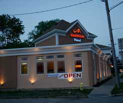 Hotel Aashram By Niagara River