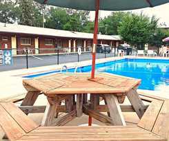 Hotel Swiss Cottage Inn