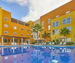 Hotel City Express Plus Cabo San Lucas