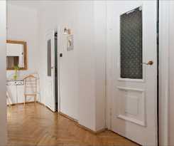  P&O Apartments Market Square