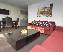 Hotel Quality Suites Amore