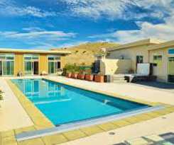  Luxury Byamp;B Mountain View Villa