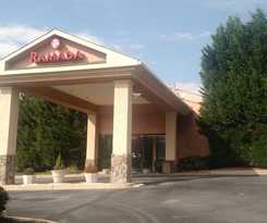 Hotel Ramada By Wyndham Asheville Near Downtown