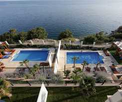 Residencia Poville Residence