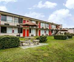 Hotel Econo Lodge North