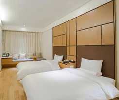 Ji Hotel (Shanghai Pudong Airport Chengnan Road)