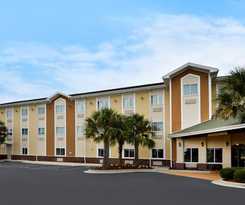 Hotel Spark by Hilton Wilmington Carolina Beach Rd
