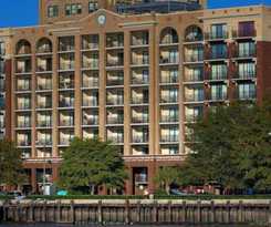 Hotel Riverview Suites