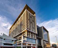 Hotel The Straits and Suites