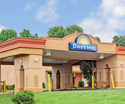 Days Inn By Wyndham Durham/near Duke University
