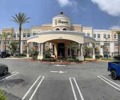 Hotel Hotel Marguerite Anaheim/Garden Grove, Trademark Collection 
