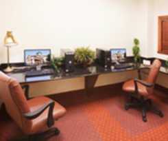  Holiday Inn Express & Suites Oklahoma City Airport