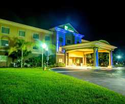 Holiday Inn Express and Suites Cocoa