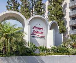 Hotel Howard Johnson By Wyndham Anaheim and Water Playground