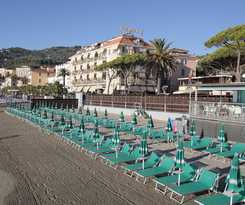 Hotel B&B Diano Marina Palace