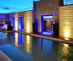 Hotel Le Parc and Suites