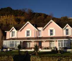 Hostal Pink Beach Guest House