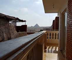 Pyramids Plateau Inn