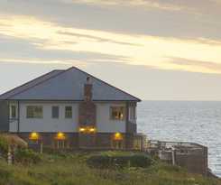 Lewinnick Lodge