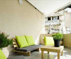  Ha-carmel Market Apartment