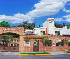 Alcazar Suites