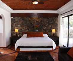 Villa Mexicana Golf Resort