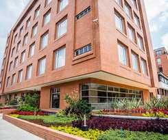 Plaza Suites