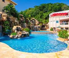 Clarion Suites Roatan At Pineapple Villas