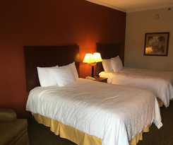 Hotel Home Town Inn and Suites 