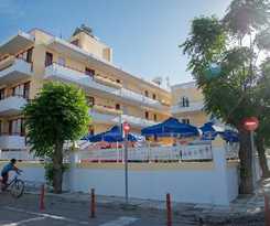 Apartamentos Erato Studios and Apartments